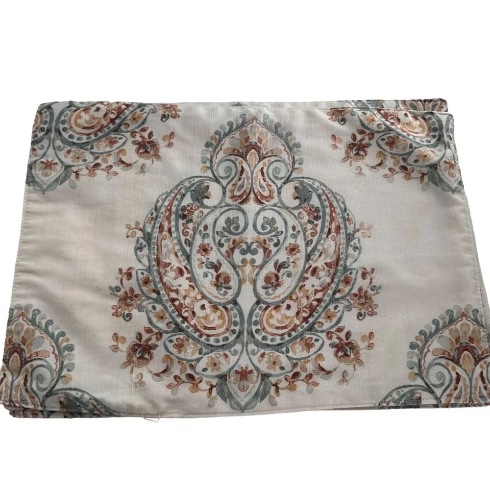Nicole Miller Home Decorative‎ Place mats set of 2 13x18 Moroccan paisley read c